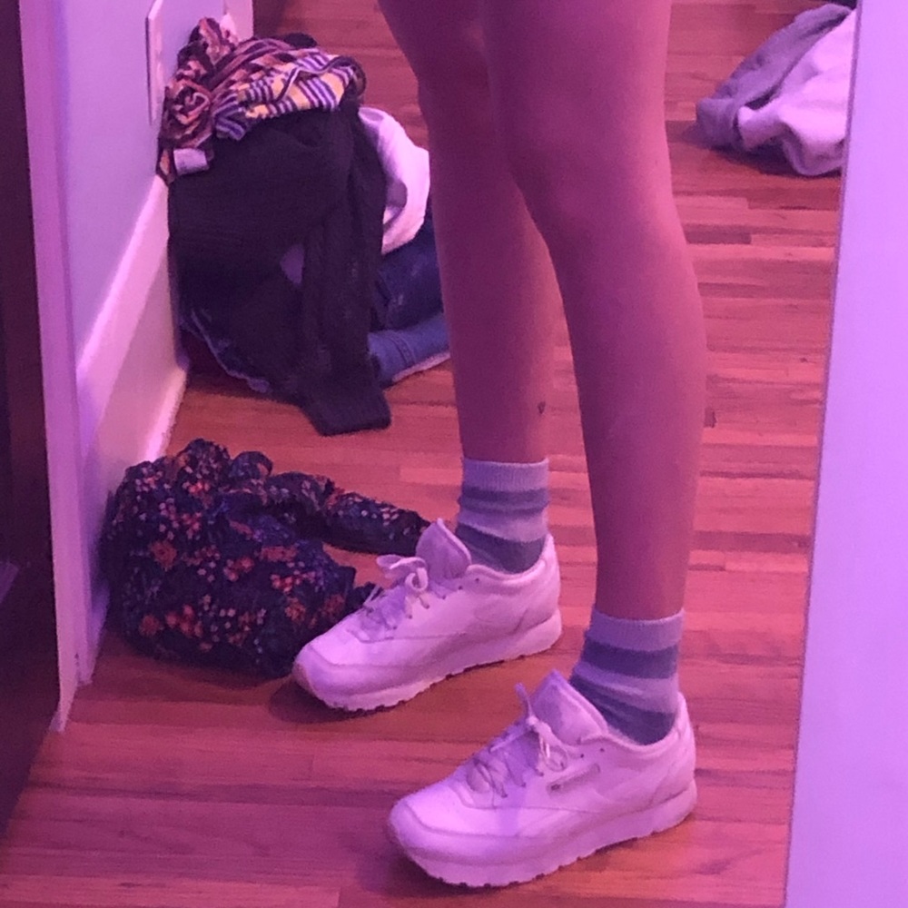 white reebok classics trainers